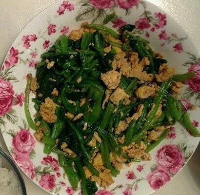 蛋酱菠菜