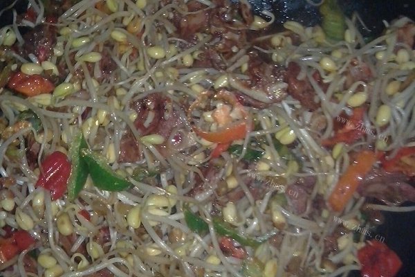 豆芽炒脆骨