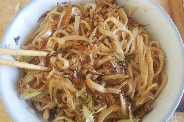 美味葱油面