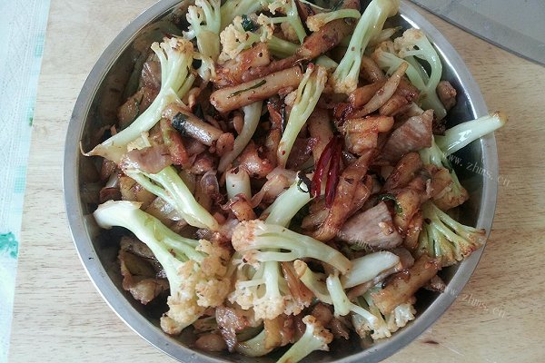 干锅菜花 干锅花菜 干煸菜花 五花肉菜花