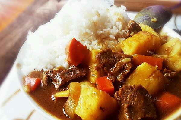咖喱牛肉饭