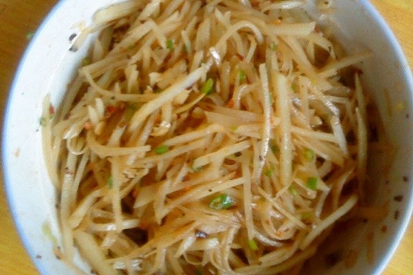 凉拌土豆丝