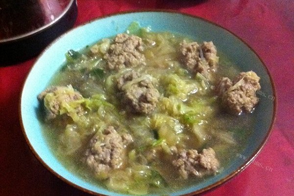 白菜丸子汤