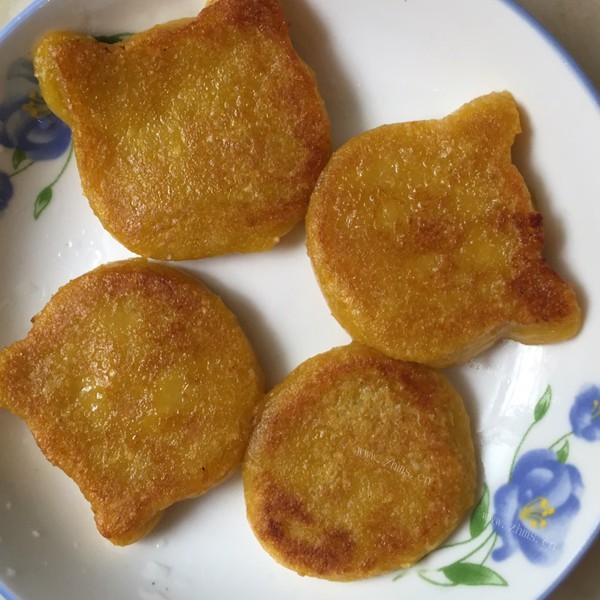 自己做的南瓜饼