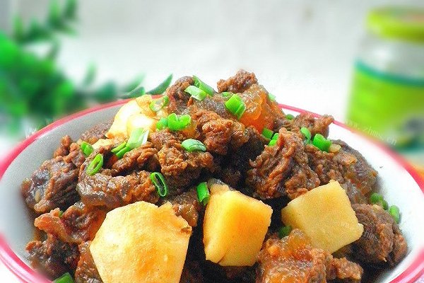 土豆烧牛肉
