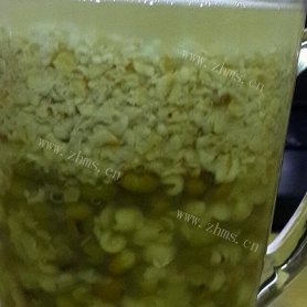绿豆薏米燕麦粥