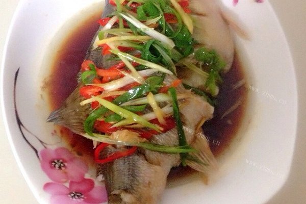 清蒸鲈鱼（微波炉做法）