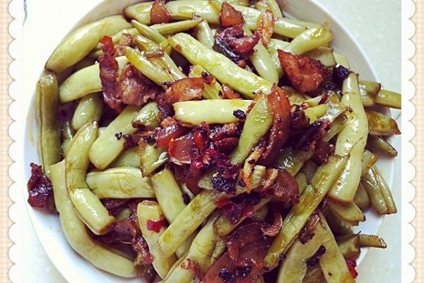 家乐鸡粉之五花肉干煸豆角