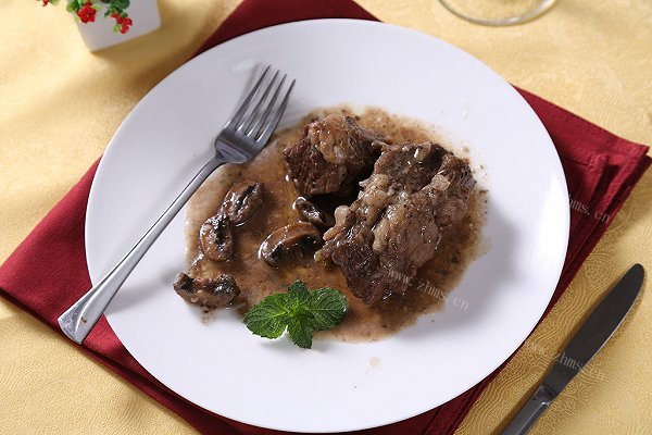 美味红酒牛肉