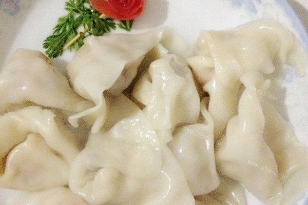 家常猪肉胡萝卜饺子