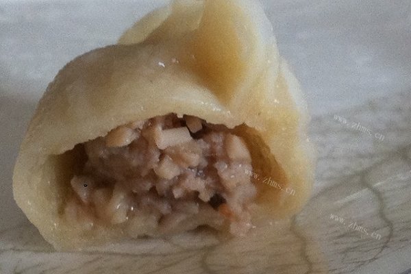 宝宝一岁食谱之浓汤宝菌饺