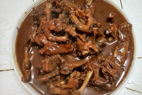 自制美味鸭掌