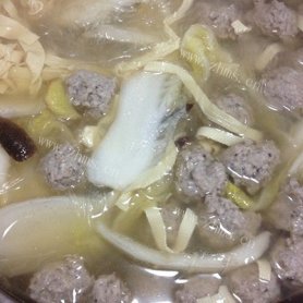 藕丁香菇肉丸汤（汆丸子汤）