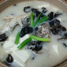 家庭版鱼头豆腐汤