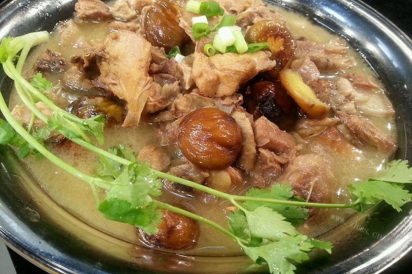 乐乐自家菜-栗子烧鸡