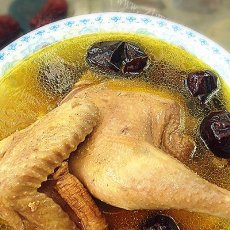 营养红枣参鸡汤