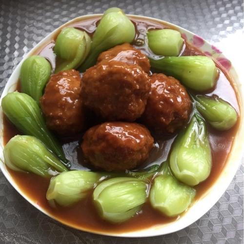 外婆教我做红烧狮子头