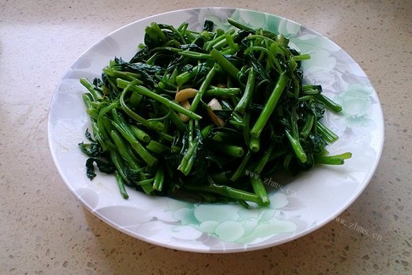 家常蒜香空心菜