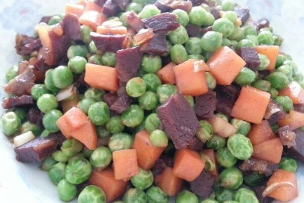 豌豆炒五香牛肉粒