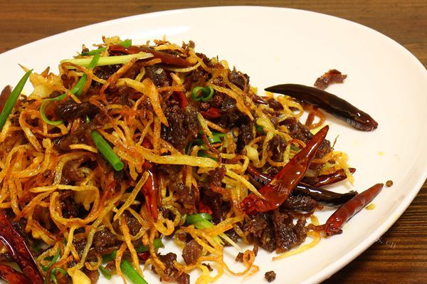 菜男干煸牛肉丝
