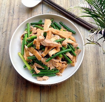 家常菜:蒜苗豆干炒肉丝