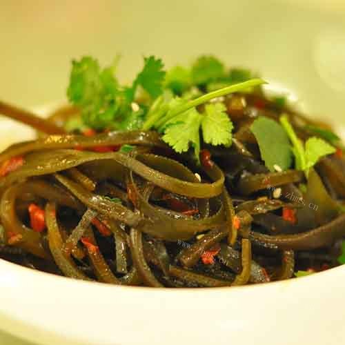 特色美食凉拌海带丝