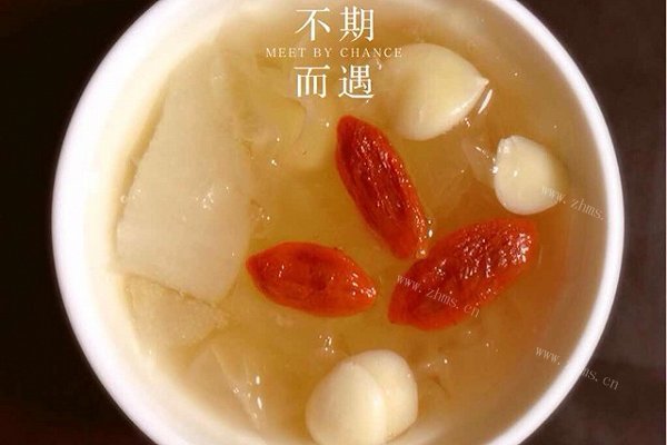 银耳雪梨汤