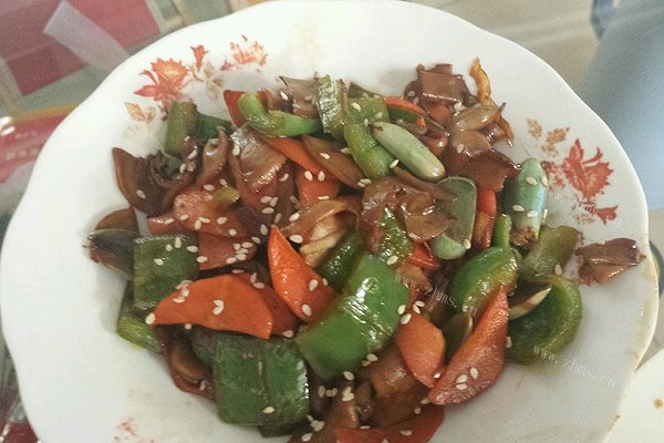 腊八蒜炒杏鲍菇