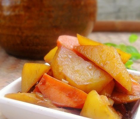 家常土豆炖萝卜