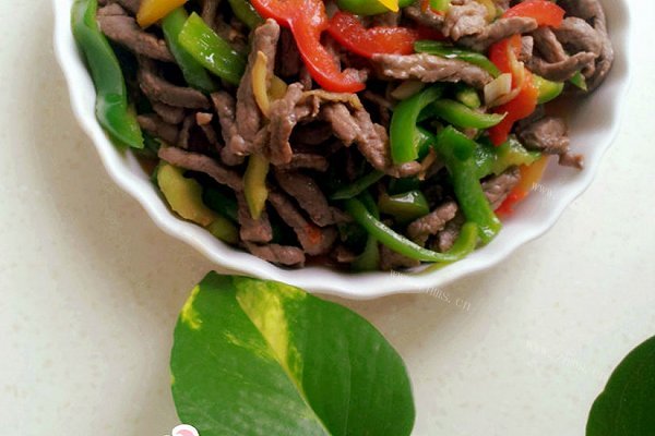 彩椒小炒牛肉