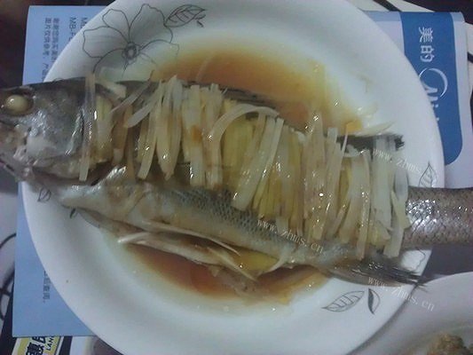 清蒸鲈鱼