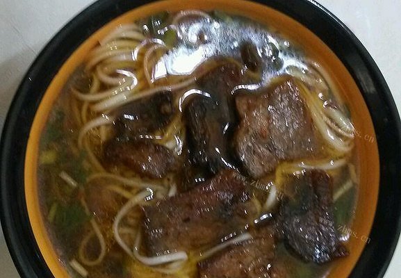 家常牛肉面