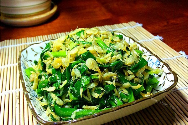 家常虾皮韭菜