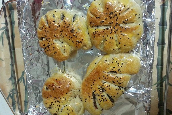 香肠全麦面包