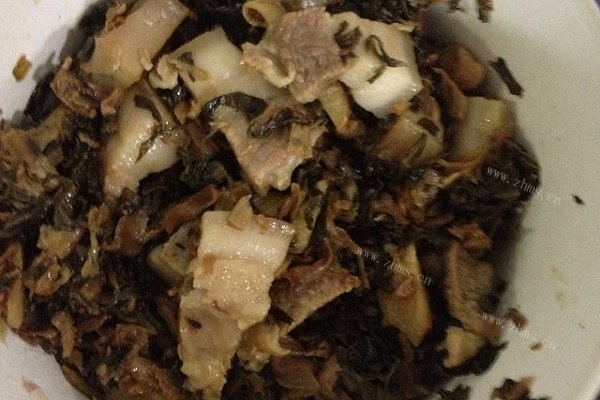 梅菜炖五花肉
