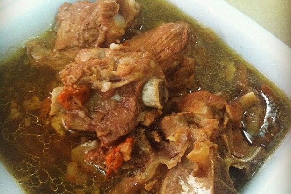 肉骨茶
