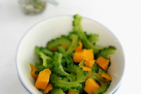 蜜汁芒果苦瓜