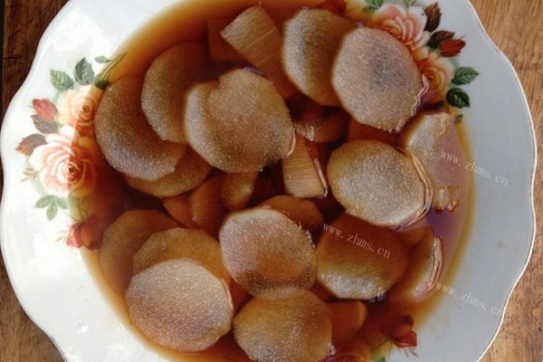 红糖山药膳补汤