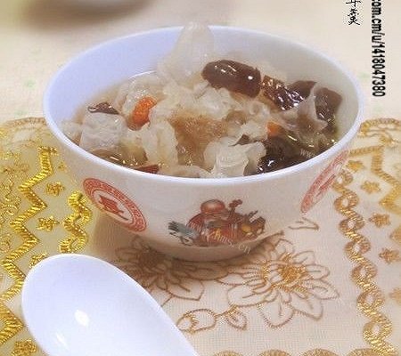 红枣银耳羹
