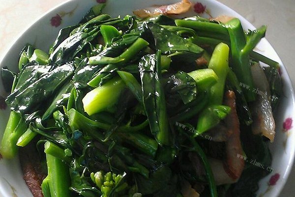 家常腊肉炒芥兰