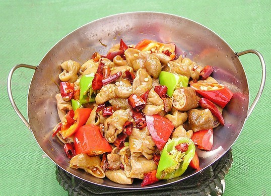 美味的干锅肥肠