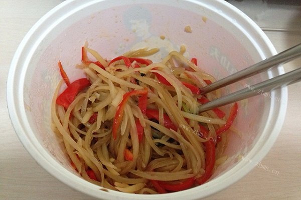 家常凉拌土豆丝