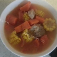 胡萝卜玉米瘦肉汤