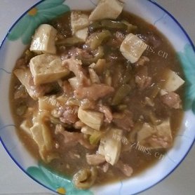 家常豆腐系列之榨菜焖肉