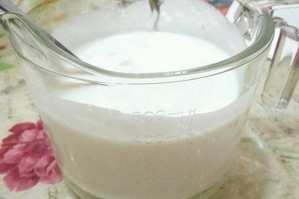 电饭煲版自制老酸奶