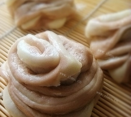 双色花卷