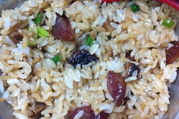 香菇腊肠焖饭