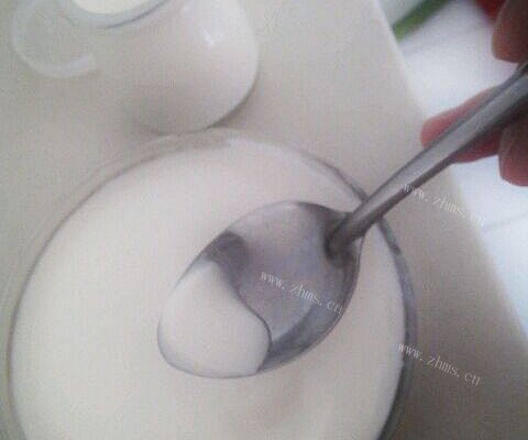自蜂蜜酸奶