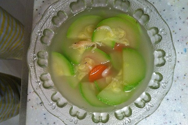 西葫芦汤（又名瓜片汤）
