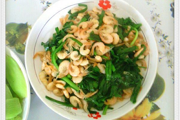 韭菜炒河虾